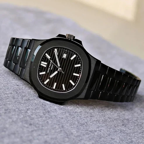 Patek Philipe Nautilus Black / Black Dial